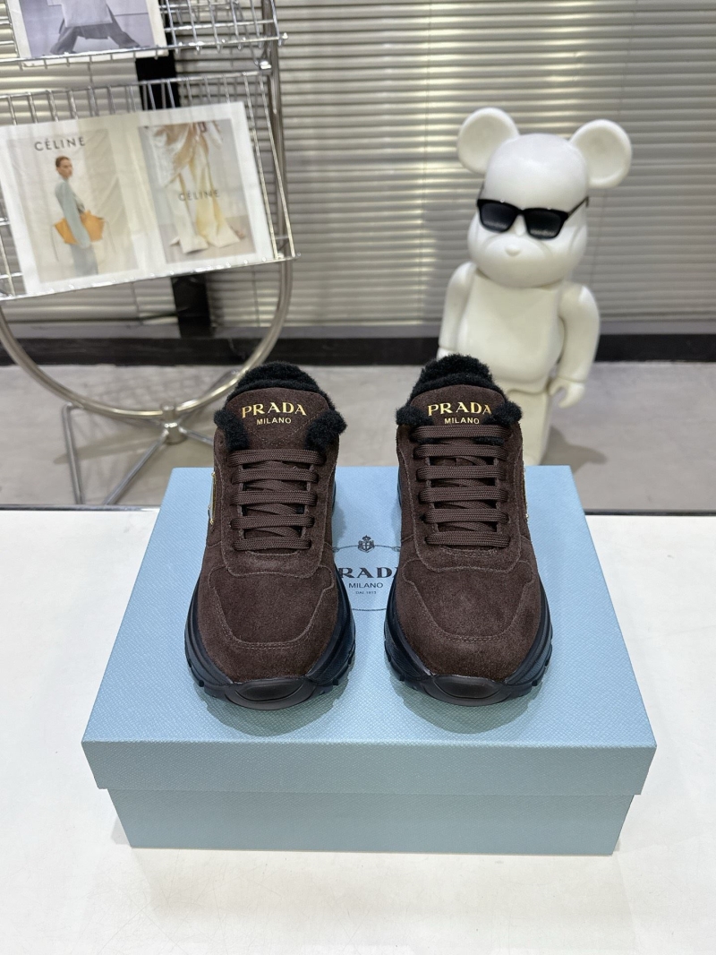 Pra*a sneakers